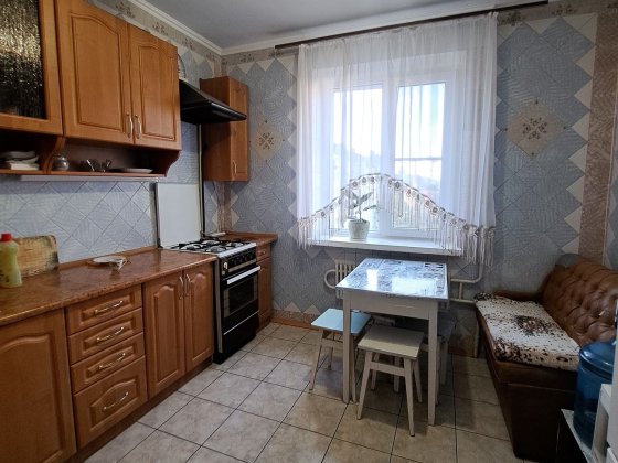 Оренда 3к.,р-н Озерна Хмельницкий