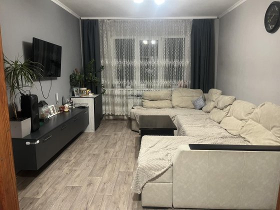 Здам в оренду 4х кімнатну квартиру ВІЙСЬКОВІ Так