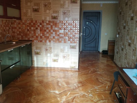 Здам 2к квартиру на Озерній Хмельницкий