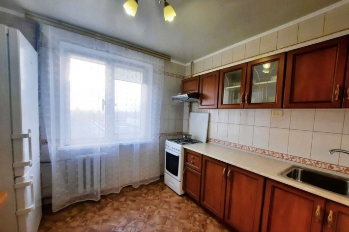 Аренда 1-кв квартири,вул Нарбутівська/Юрія Фарм - фото 1