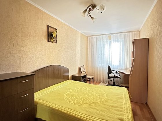 Оренда 2-кімнатна квартира вул. Захисників України Чернигов