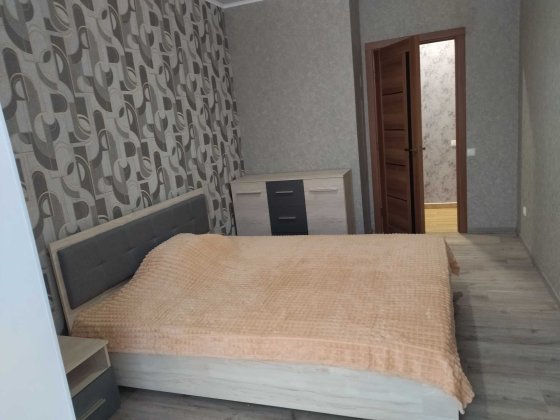 Здам 1 кв в самому центрі в районі вул . Михайлівській  на тривалу оренду Житомир