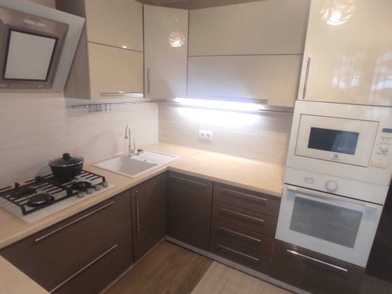 Здам 1 кімнатну квартиру на Миколаївській 3030