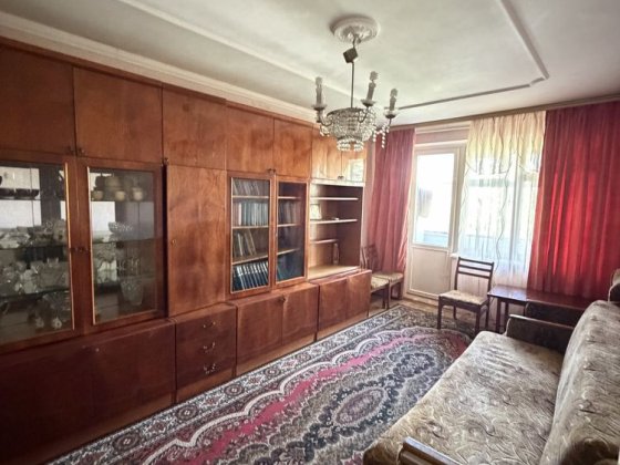 Здам 2 кімнатну квартиру на Хворостянки .