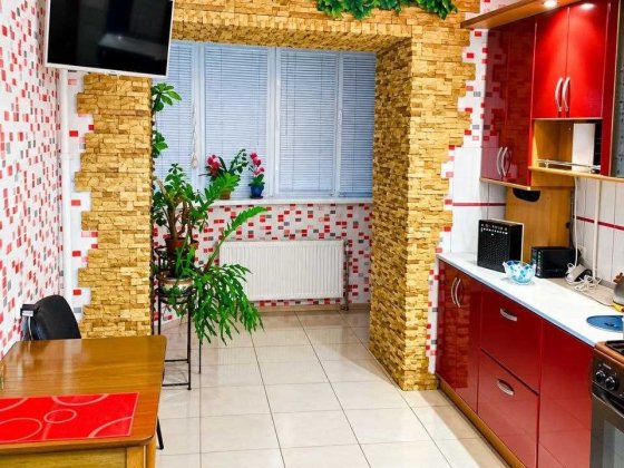 2 кімнатна на Масанах з автономним опаленням та ремонтом. усі меблі і техніка Чернигов