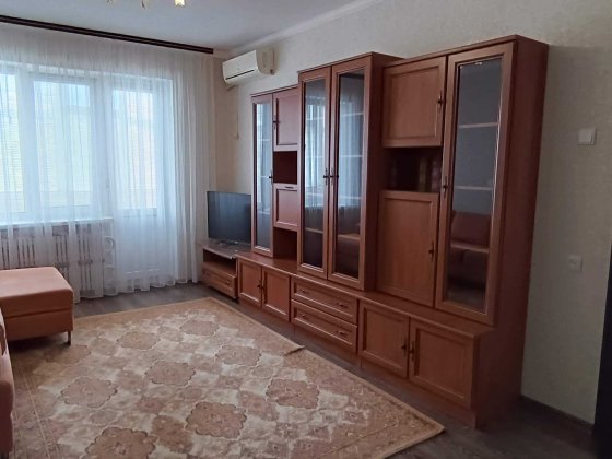 Оренда 1-к квартири Тополя-3 вiд власника
