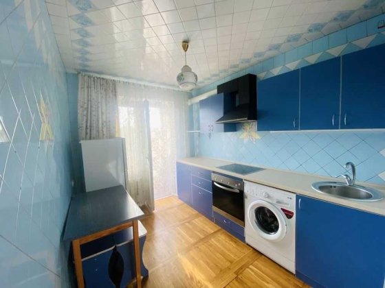 Оренда двохкімнатної квартири . Запорожское ш.,16