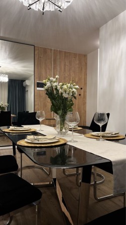 Оренда двокімнатної з підземним паркінгом - фото 1
