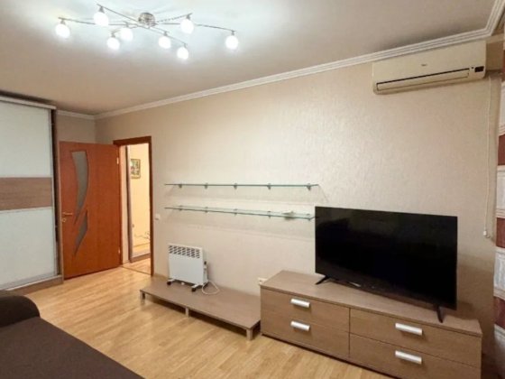 Оренда двокімнатної квартири на Підстанції, пр. Науки ( Гагаріна)