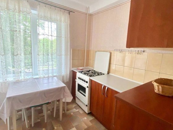 Оренда однокімнатної квартири у Шевченківському р-ні (Чарівна 127) Запорожье