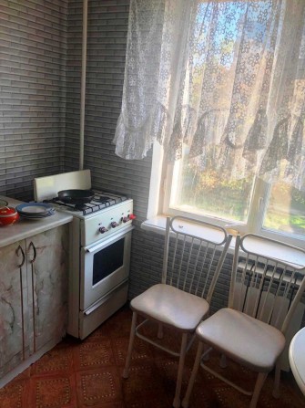 Сдам 2-к квартиру, Космический район, ул. Комарова - фото 1