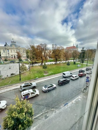 Оренда квартири -2х кімнатної в центрі по Проспекту Свободи - фото 1