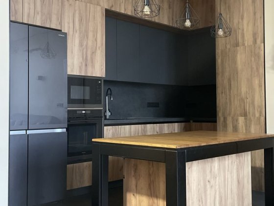 Простора та затишна квартира на довгостпоково Одесса
