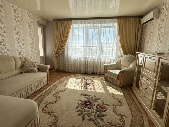 Гарна квартира зуп. Магеланом, р-н Соляні Николаев