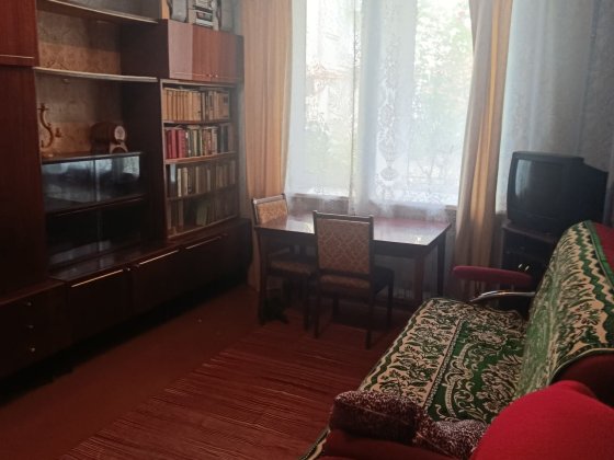 Сдаю 2к/кв Б.Бульвар,1/3, мебель,холодильник 9000 Николаев