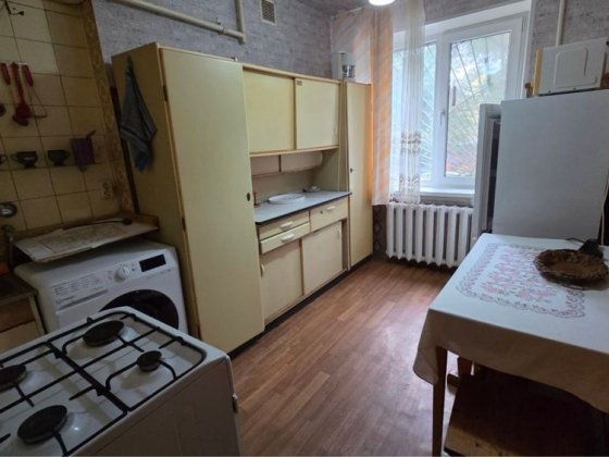 3-кімнатна квартира, 65 м², Лівий берег, вул. Бердянська, 1