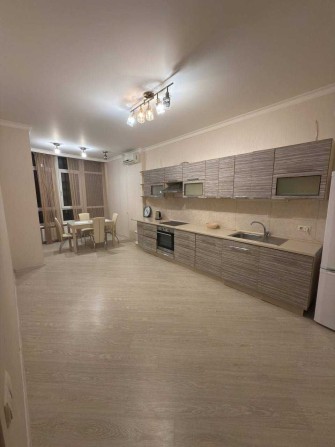 Оренда 2-кімнатної квартири 85 м² до літа 2027 року - фото 1