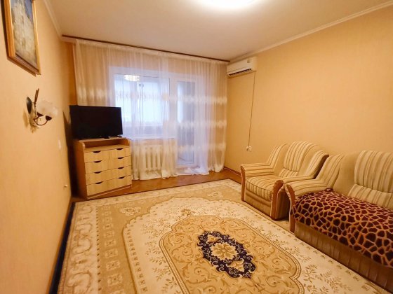 Оренда 2-к квартири | Центр, пр-т Центральний | Дитяча кімната. Працює ліфт під час блекаутів Николаев