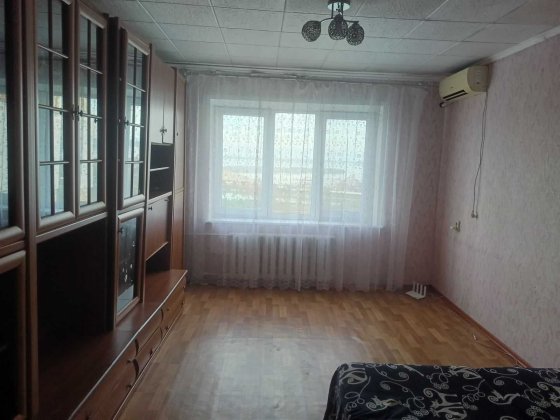 Сдам 2 ком квартиру на Победе 6  свободна