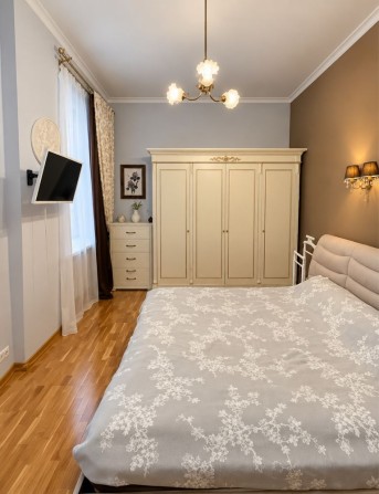 Оренда 3-кімнатної квартири , вул Степана Бандери 5А , 900$ - фото 1