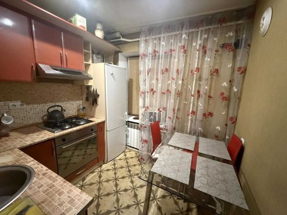 Оренда двохкімнатної квартири . вулиця Шмідта