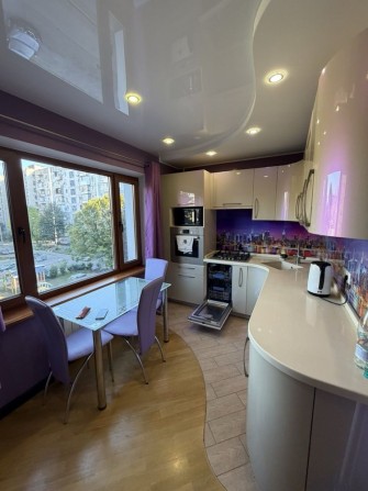 аренда 3 комнатной квартиры - фото 1