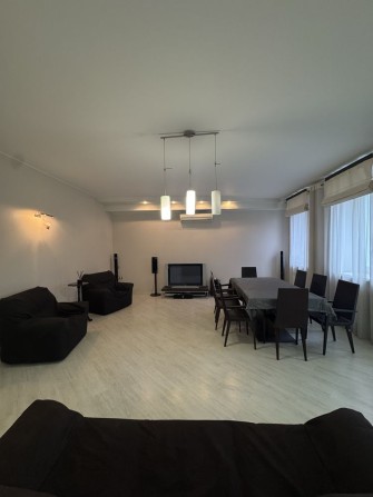 Здам дворівневу квартиру 180 м2 ТРК Україна - фото 1