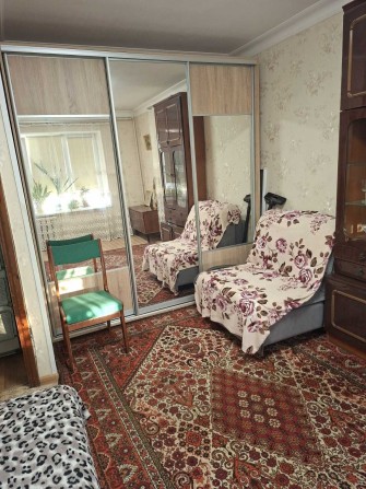 Сдам 1 кв метро Ботанический Сад. 7000 гр. военному +.. - фото 1