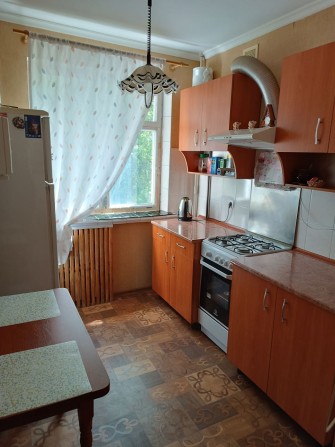 Сдам отличную 2 к. квартиру, метро Академика Барабашова - фото 1