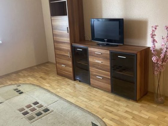 Оренда 1 кімнатної квартири правий берег на Бородинському мкрні Запорожье