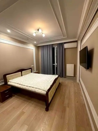 Оренда 1-кімнатна квартира в центрі , вулиця Малинова, 8 . 720 $ - фото 1