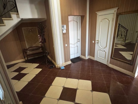 Оренда 3-кімнатної квартири в новобудові по вул.Стороженка Львів