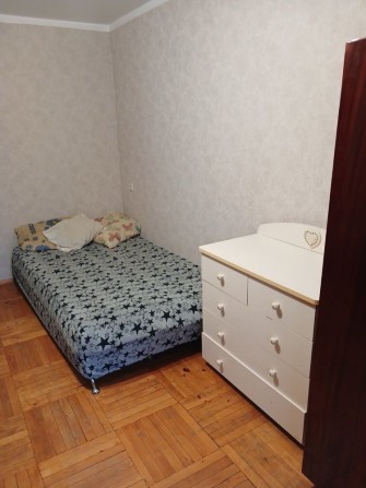 Сдам 1 к.кв.на Королева угол Инглези, на длительный период ! - фото 1