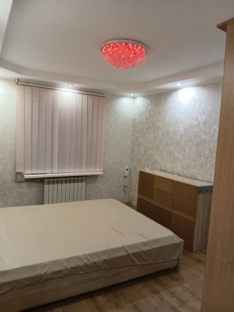 Заболотного/Добровольского, 3 комнатная на 1эт, газ - фото 1