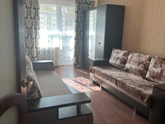 Сдам реальную 3-к на Салтовке  с ГАЗом , метро Салтовская , 522 м-р . Ремонт , мебель , техника Харків