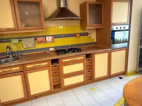 Сдам просторную 2-комнатную квартиру на ул. Королева (Таирова)!
