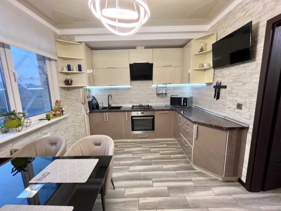 Сдам 2 комнатную квартиру на Бочарова/Сахарова