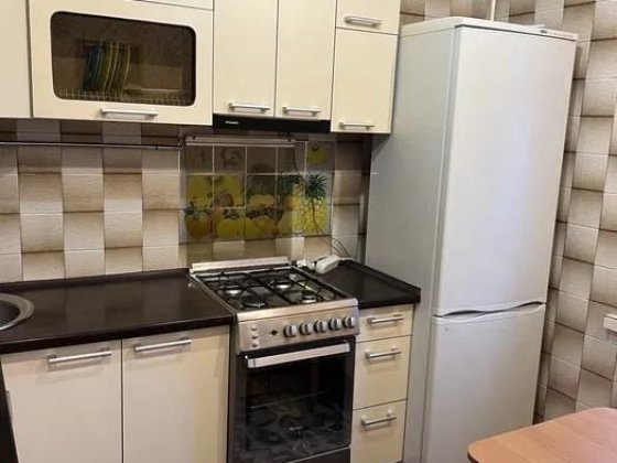 Сдам 2 к.кв м 23 Августа можно культурным программистам Харьков