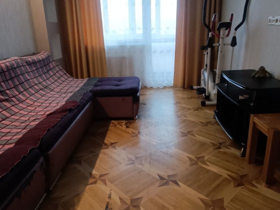 Сдам просторную 3 комнатную квартиру метро Салтовская, Широнинцев Харків