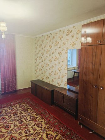 Здам 2 х кімнатну квартиру в самому центрі - фото 1
