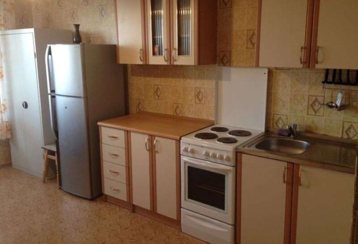 Продаж 1-к квартири площа Святошинська 1 - фото 1