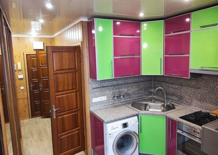 Продаж 1-кімнатної квартири на вул.Руденка Лариси, 8 - фото 1