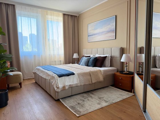 РЕЗЕРВ 5кВт!! 2й Поверх! Простора, світла, затишна 3кімнатна квартира 100м2  м. Осокорки (1 хв). Вла