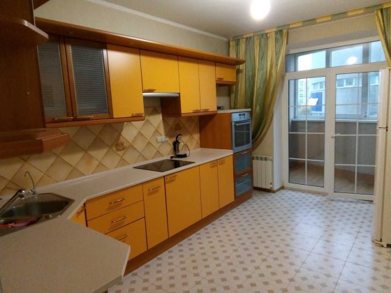 Осокорки, Бажана 14, 3-кімн.кв. (100 кв.м.) 6 поверх