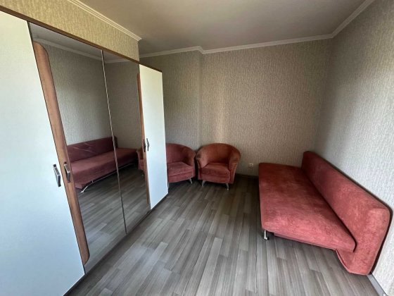 Сдам 1к Деснянський р-н Троєщина вул Смотрицького буд 28-А(клубного типу)