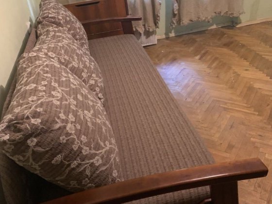 Серова 30 б( автобазар)