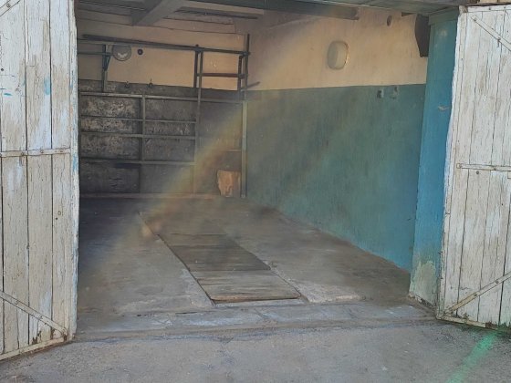 Продам приватизований гараж в кооперативі вул. Маяковського Каменское