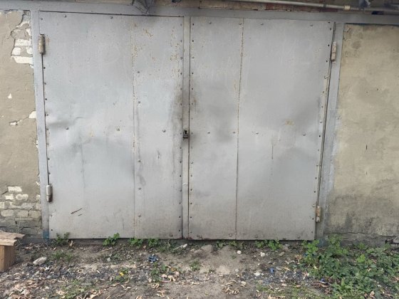 Продам гараж в Чугуєві Чугуїв
