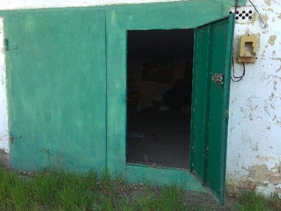 Гараж з погребом,з документами