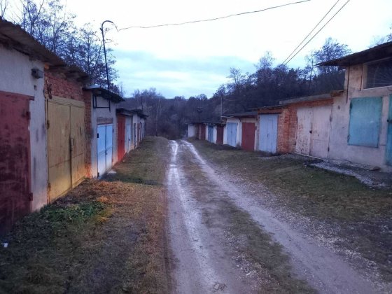Продається гараж смт.Гусятин Гусятин